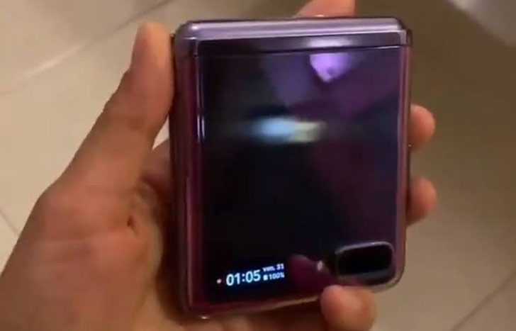 Samsung Galaxy Z Flip First Hands On Video Leaks Online Shows Off The Foldable Display Whatmobile News