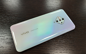 Vivo V17 spotted online with a notched display and diamond-shaped quad rear cameras 