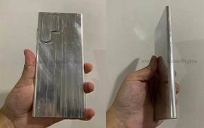 Samsung Galaxy S22 Ultra Dummy Model Shows Up in a Video Leak 