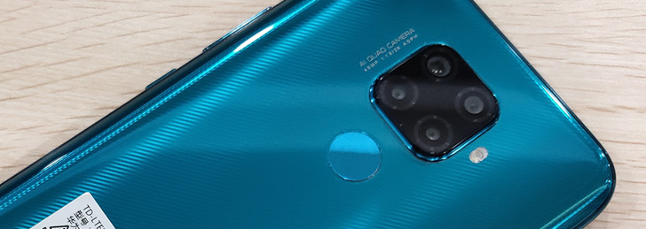Huawei Mate 30 Lite Real Images Leaked Online Coming Soon With A Punch Hole Display Quad Rear Cameras Whatmobile News
