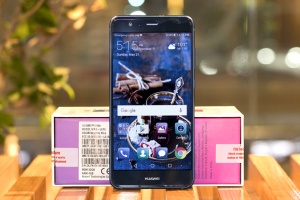 Huawei-P10-lite-with-box
